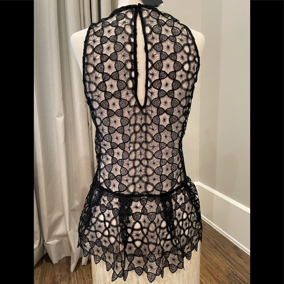 BRAND NEW W/TAGS GORGEOUS BLACK LACE ZARA SLEEVELESS TOP! 😍 - Picture 5 of 10